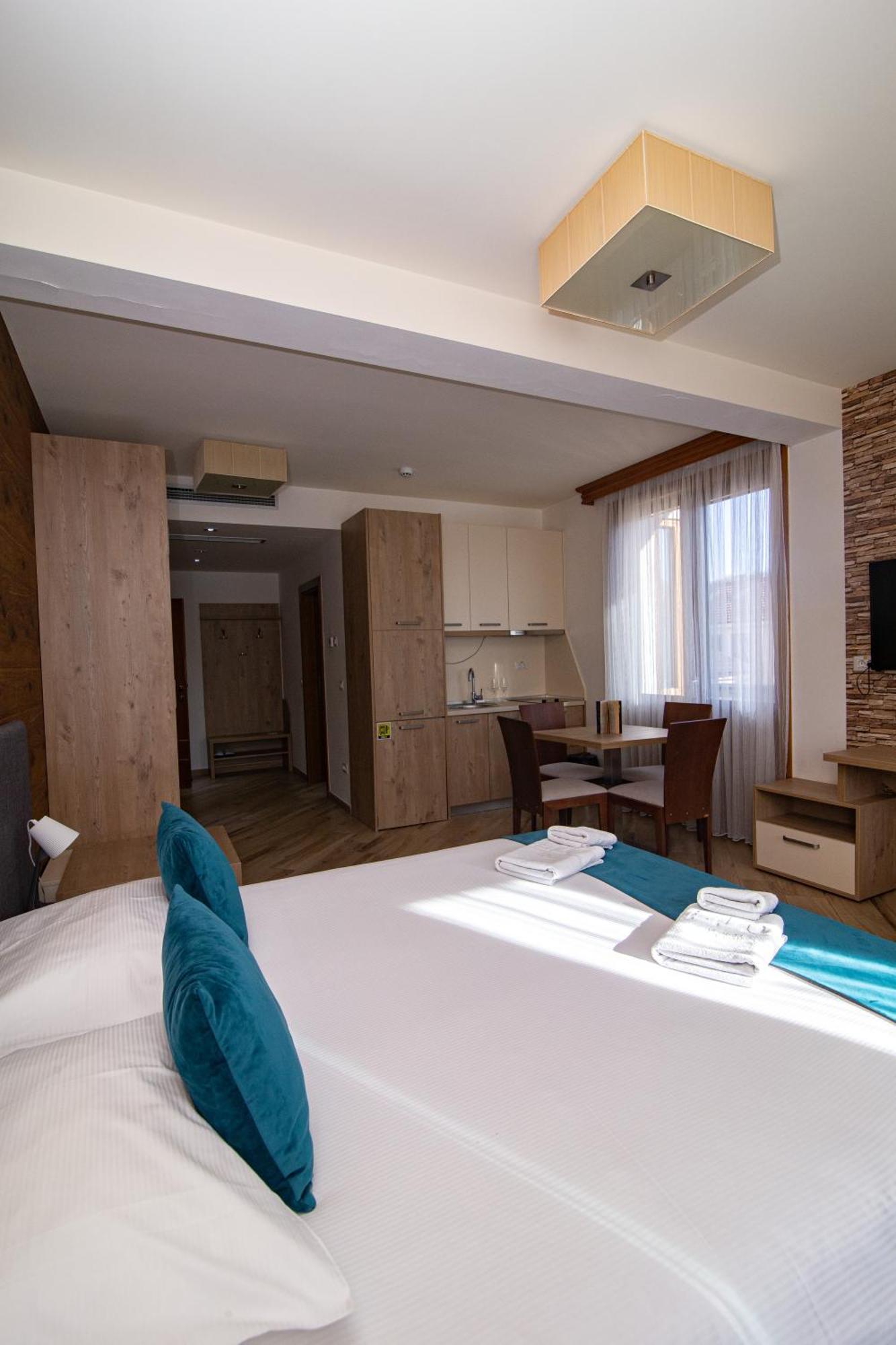 Central Inn Златибор Экстерьер фото
